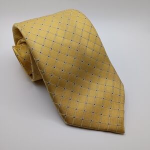 Silk Tie D J Trump Sig Collection Yellow With Blue & White Diamond Pattern 59"